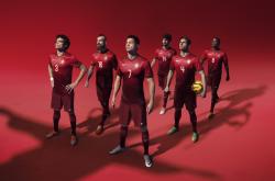 独行侠前途光明！，德布劳内新星出色发挥表现突出引发球迷热议